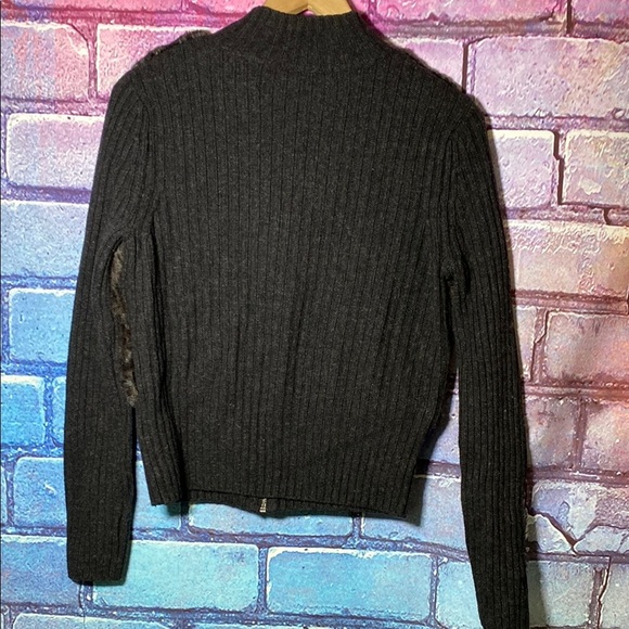 Women's Guess Faux Fur and Knit Zip-Up Sweater Large - Picture 4 of 8